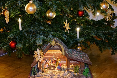 Decoration de noel creche hotsell et village